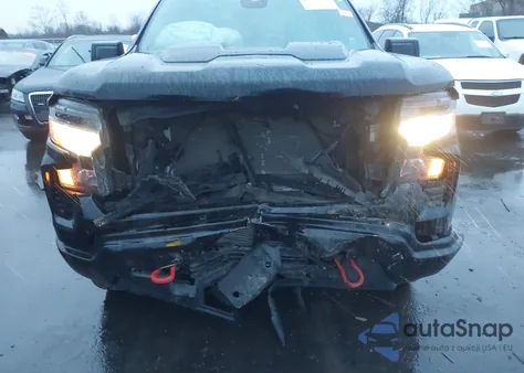 2022 Chevrolet Silverado 1500 Custom Trail Boss z USA, uszkodzony, nr VIN 3GCPDCEK2NG533954